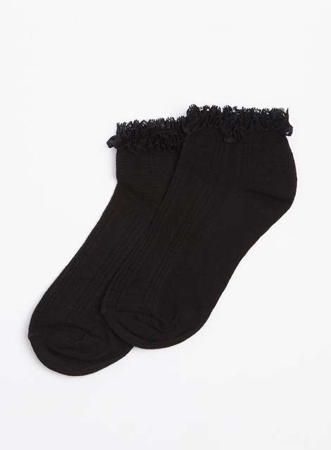 Black lace top ankle socks